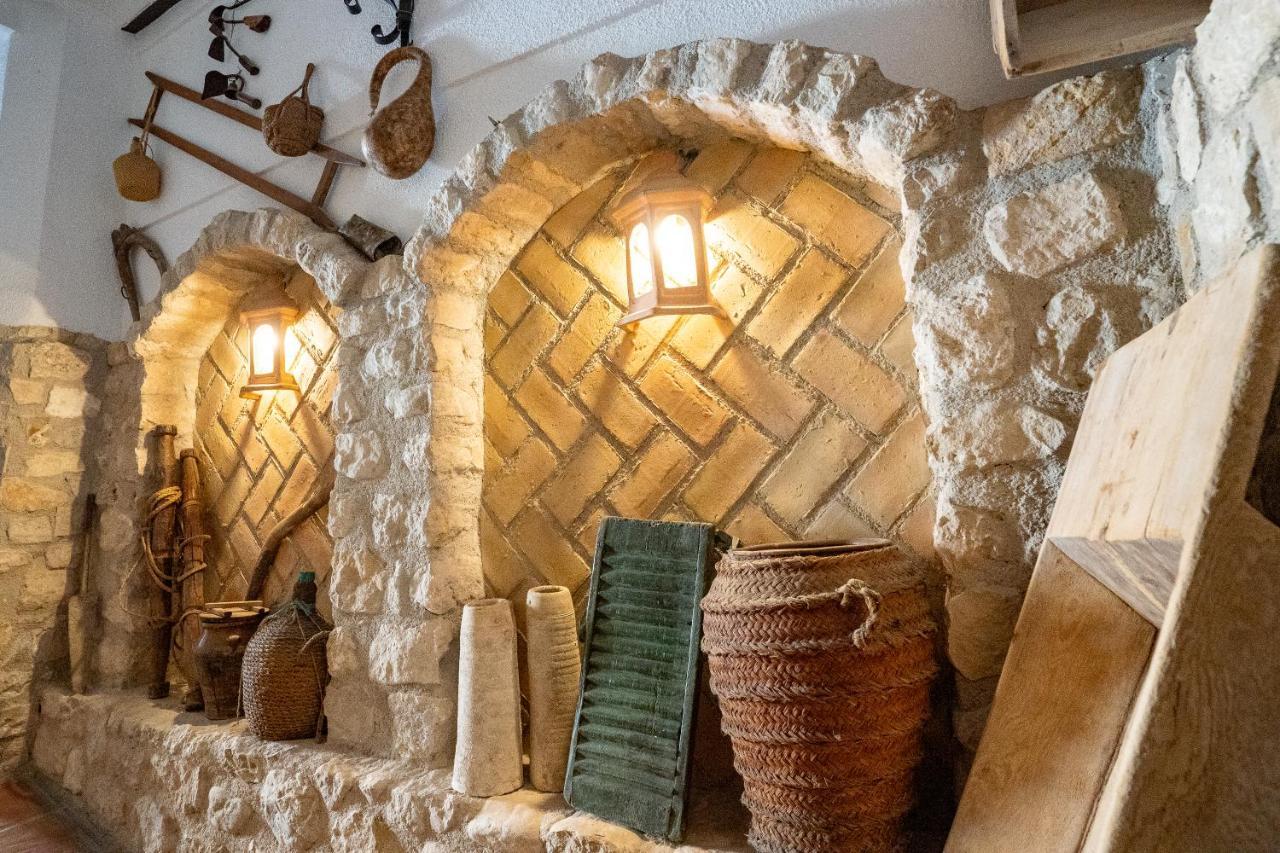 ケサダ Apar. Sierraguadalquivirアパートホテル エクステリア 写真