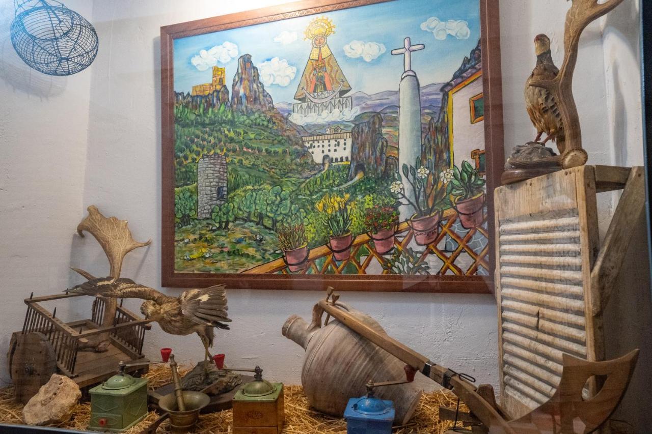 ケサダ Apar. Sierraguadalquivirアパートホテル エクステリア 写真